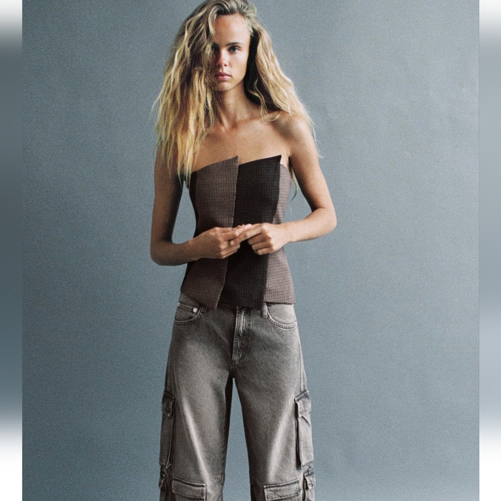 🆕 zara • asymmetric strapless top